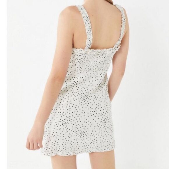 Urban Outfitters Wren Dotted Linen Ruffle Mini Dress - Picture 2 of 9